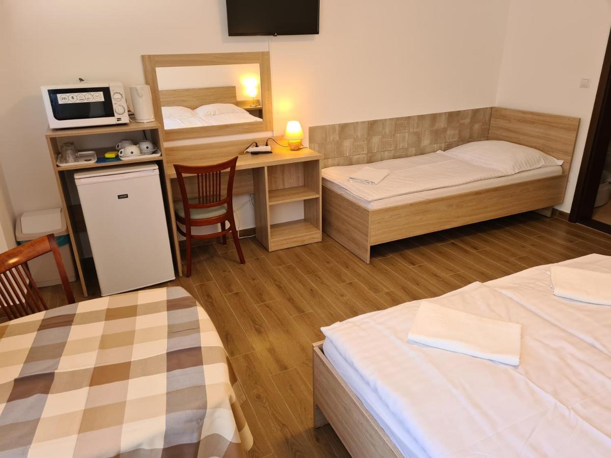 Tancsics Vendeghaz Hotel Siofok Room photo