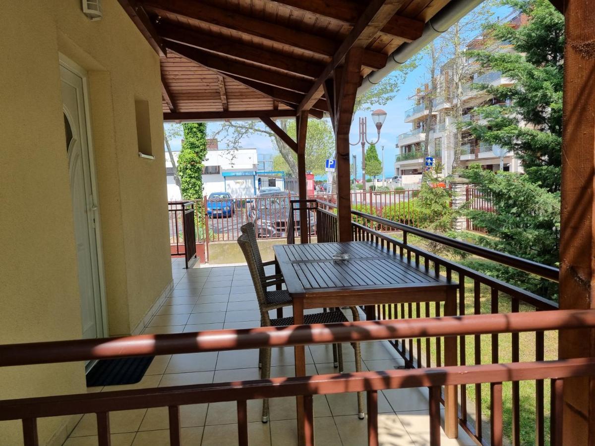 Tancsics Vendeghaz Hotel Siofok Exterior photo