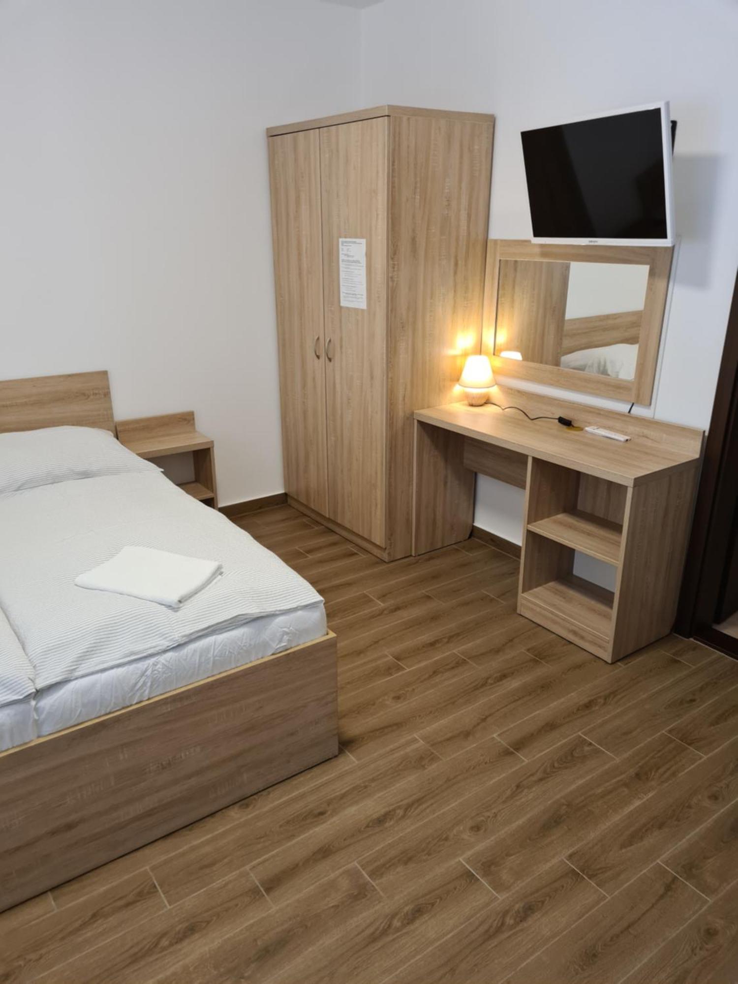 Tancsics Vendeghaz Hotel Siofok Room photo