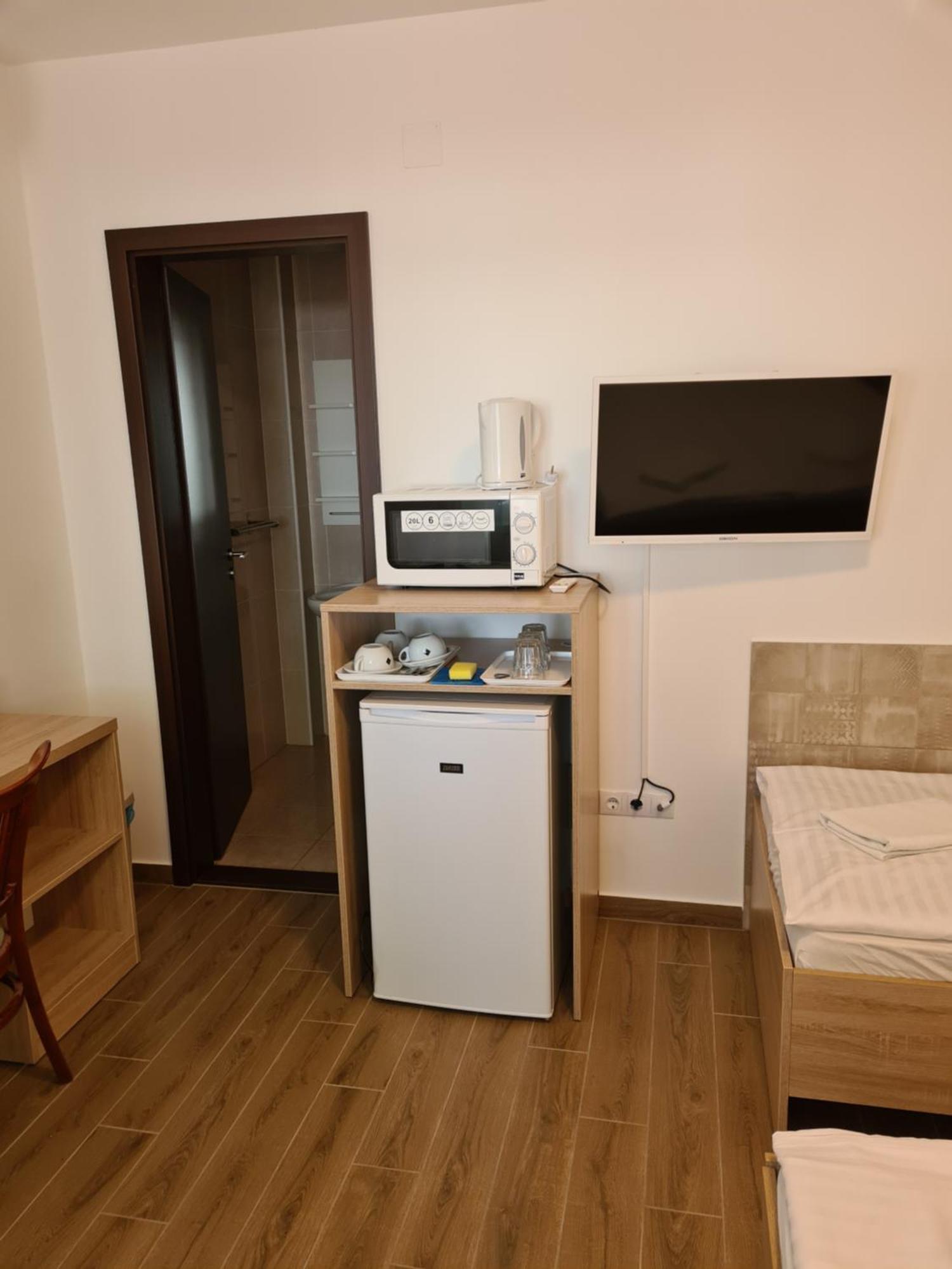 Tancsics Vendeghaz Hotel Siofok Room photo