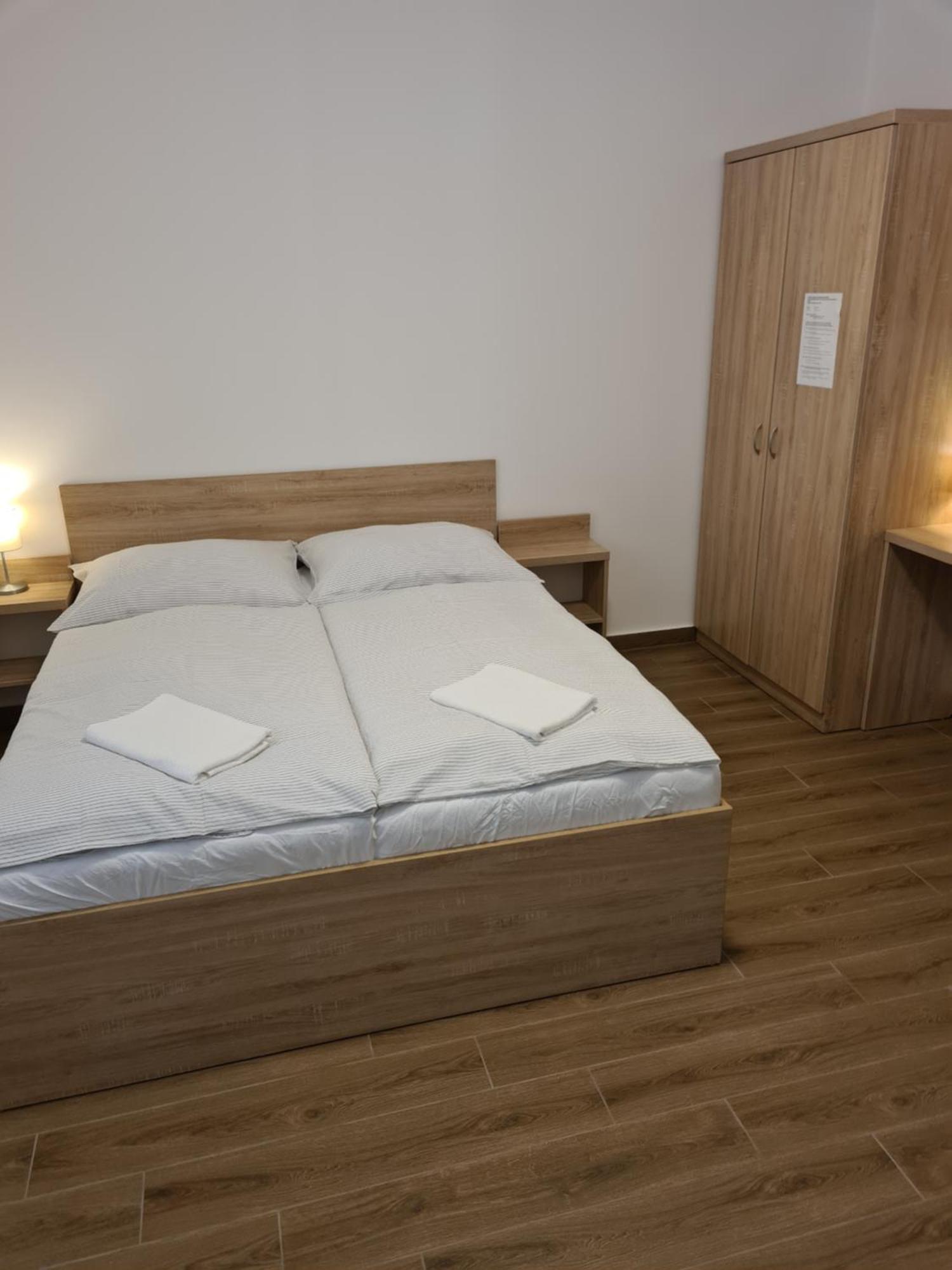 Tancsics Vendeghaz Hotel Siofok Room photo