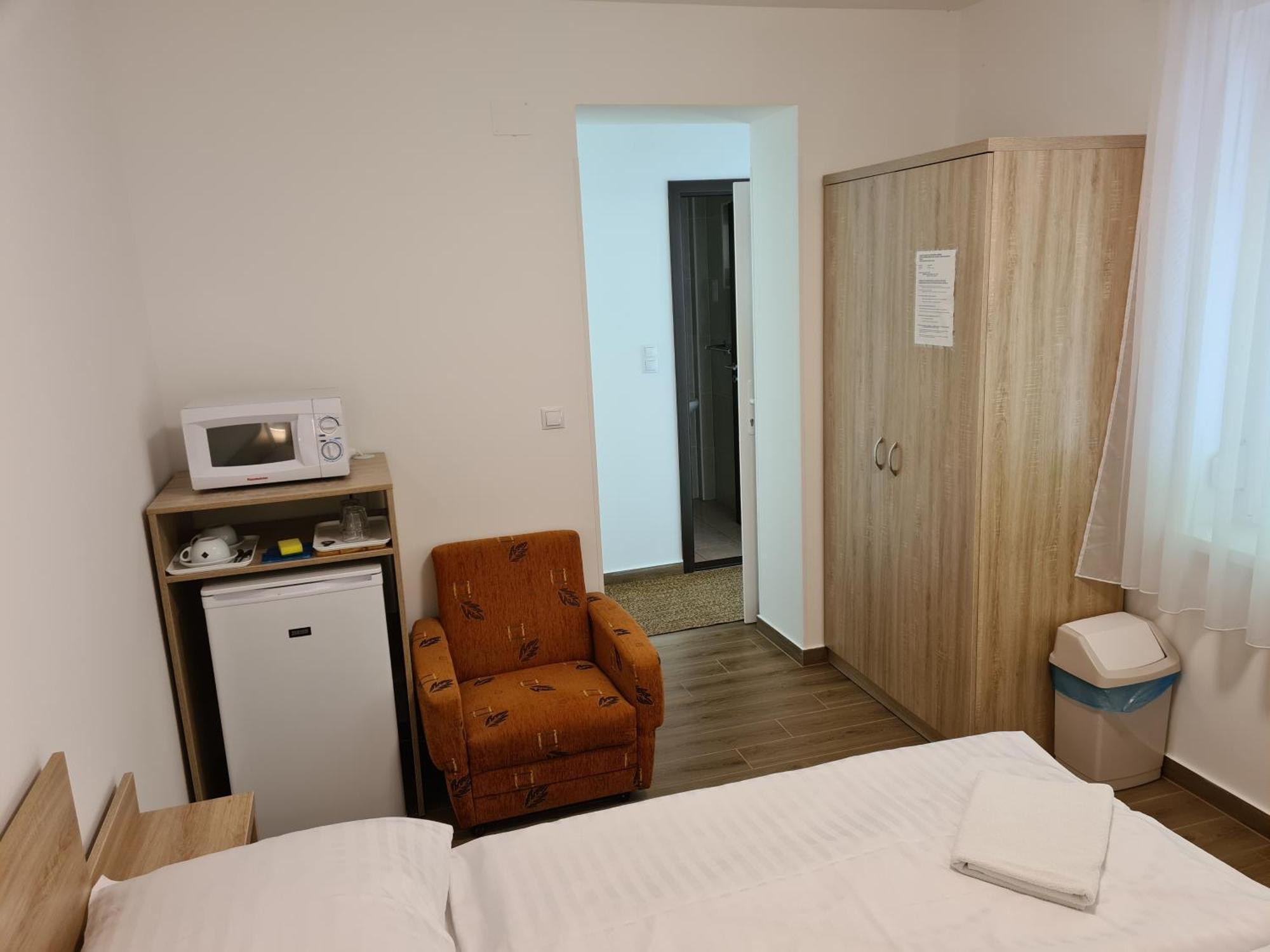 Tancsics Vendeghaz Hotel Siofok Room photo